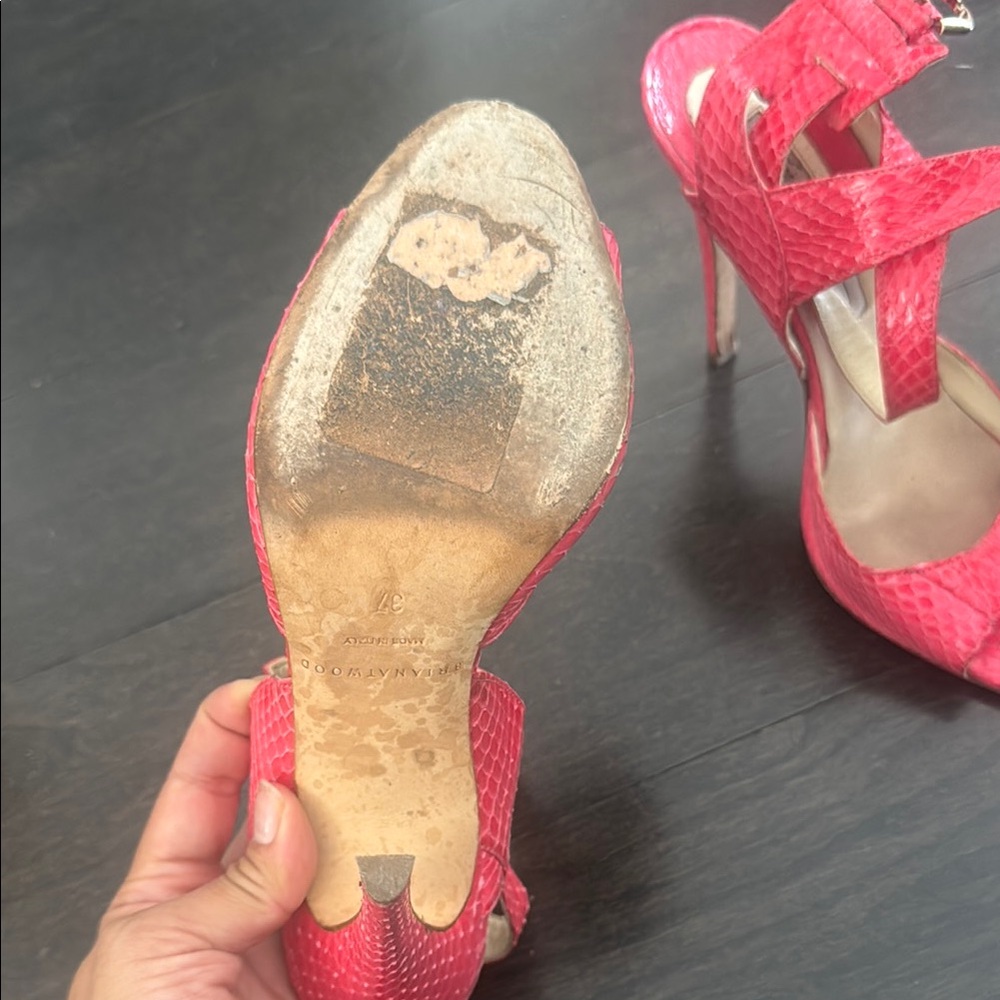 Brian Atwood Pink Stiletto Heels with Textured Design - Picture 4 of 10